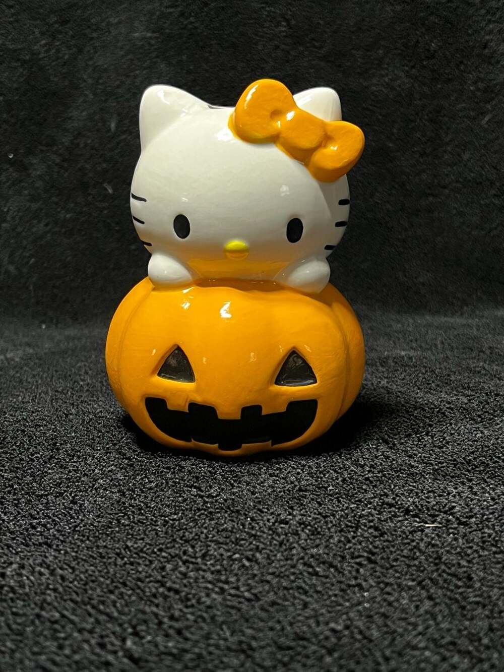 2024 Sanrio Hello Kitty Halloween Pumpkin Ceramic Reed Diffuser 5 Inch